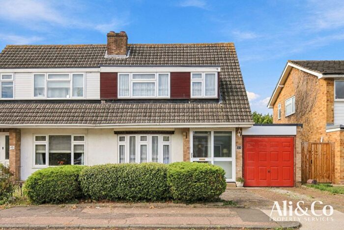 3 Bedroom Semi Detached House For Sale In Harvey, Grays, RM16