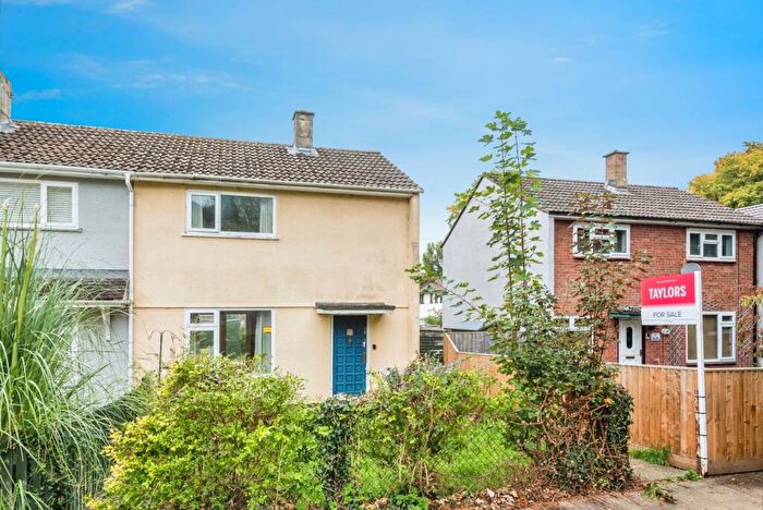 2 Bedroom End Of Terrace House For Sale In Chippenham Walk, Swindon, Wiltshire, SN2
