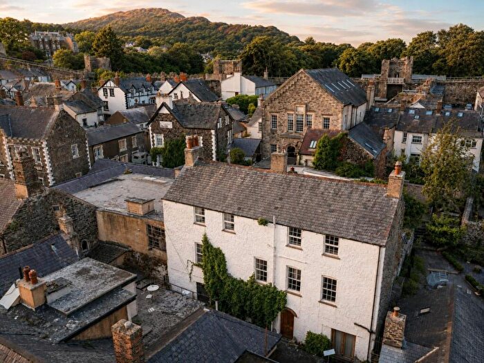 5 Bedroom Semi-Detached House For Sale In High Street, Conwy, Wales, LL32