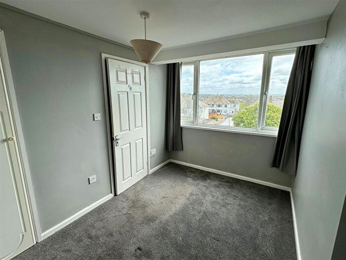 1 Bedroom Flat To Rent In Henver Road, Newquay, TR7