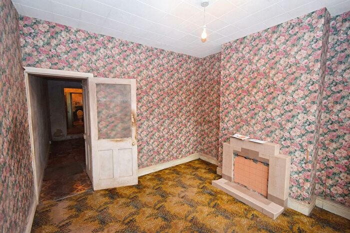 2 Bedroom Terraced House For Sale In Dean Street, Coventry, West Midlands, CV2