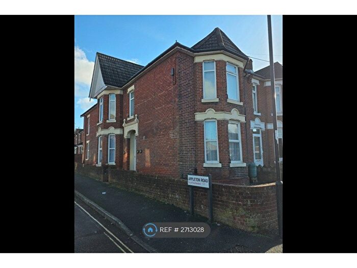 1 Bedroom Flat To Rent In Appleton Road, Southampton, SO18