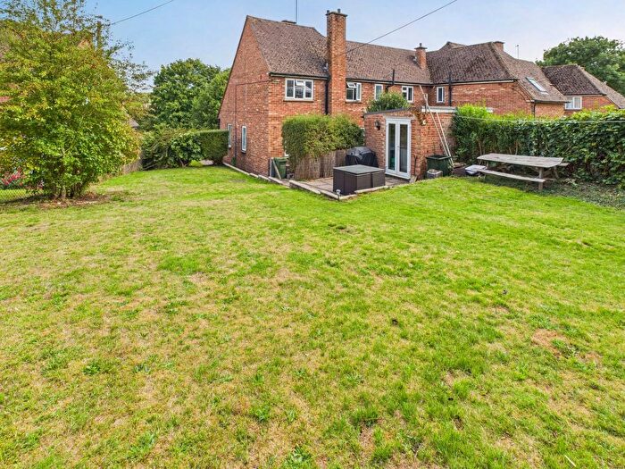 2 Bedroom Maisonette For Sale In Bowstridge Lane, Chalfont St. Giles, Buckinghamshire, HP8