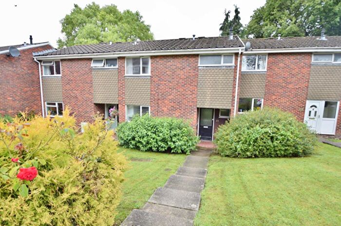 4 Bedroom Terraced House To Rent In Fulflood, SO22