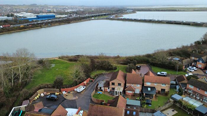 4 Bedroom Detached House For Sale In Holdenby Court, Anchorage Park, Portsmouth, PO3