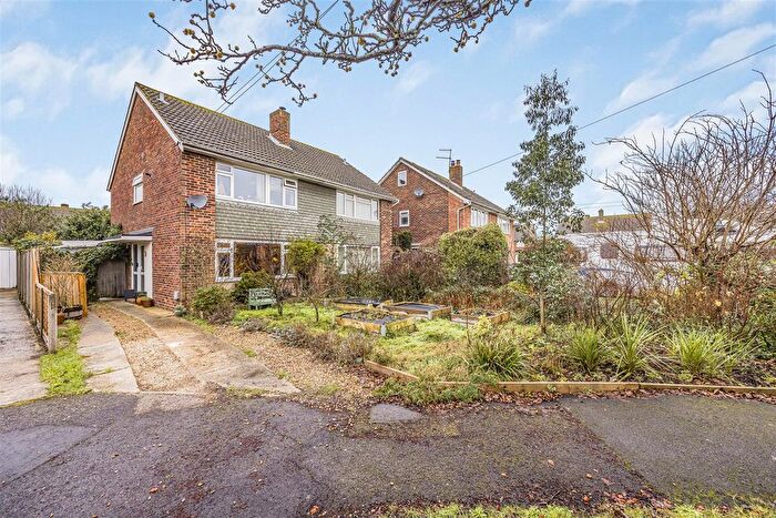 3 Bedroom Semi Detached House For Sale In Overton Road, Emsworth, PO10