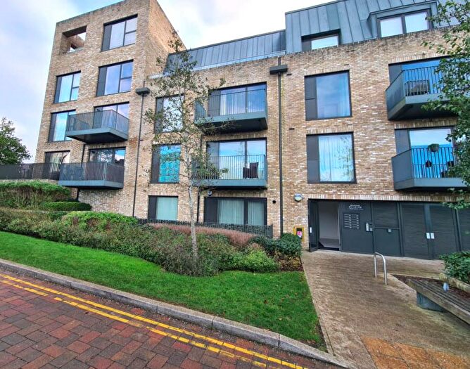 1 Bedroom Apartment To Rent In Regiment Hill, Mill Hill, NW7