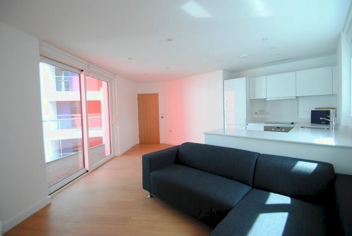 1 Bedroom Flat To Rent In Rossetti Apartments, Saffron Central Square, Croydon, CR0