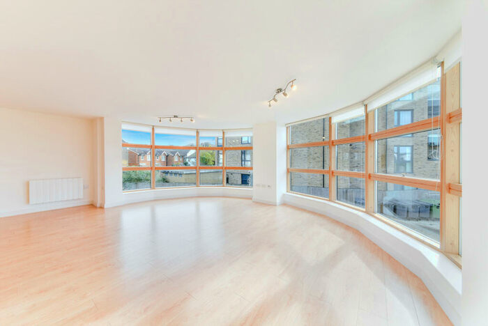 2 Bedroom Flat To Rent In Vida House, Trundleys Road, Deptford, SE8