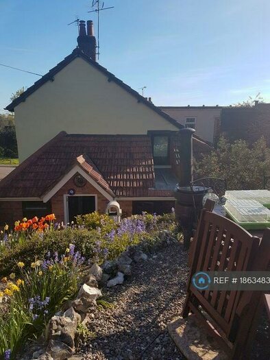 2 Bedroom Semi-Detached House To Rent In Newbury Street, Whitchurch, RG28