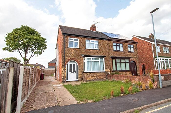 3 Bedroom Semi-Detached House For Sale In Brandon Road, Scunthorpe, Lincolnshire, DN15