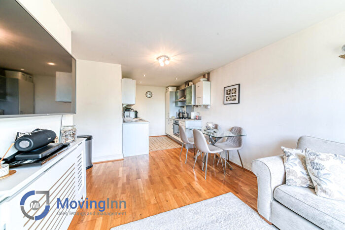 2 Bedroom Apartment For Sale In Ashman Court, Pampisford Road, South Croydon, Surrey, CR2