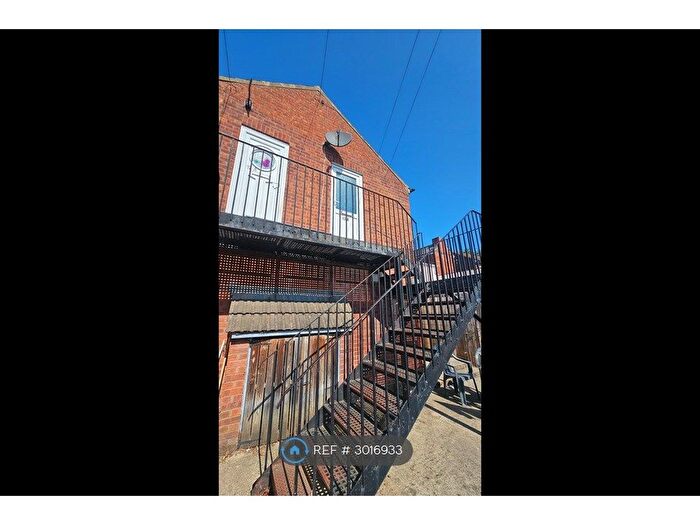 1 Bedroom Flat To Rent In Commercial Road, Spalding, PE11