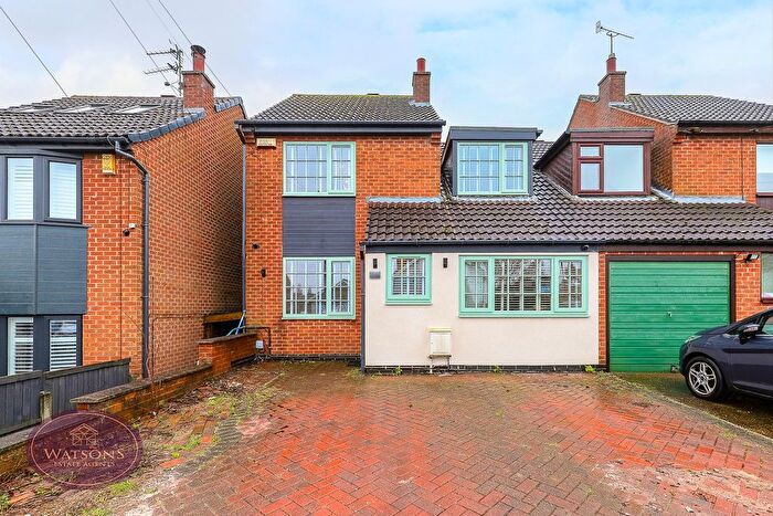 3 Bedroom Semi Detached House For Sale In Harcourt Crescent, Nuthall, Nottingham, NG16