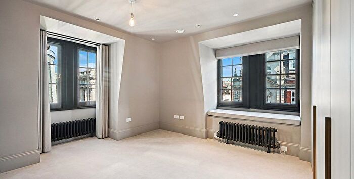 4 Bedroom Terraced House To Rent In North Audley Street, Marble Arch, W1K