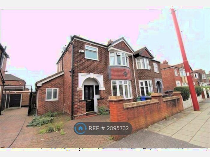 3 Bedroom Semi-Detached House To Rent In Manchester Road, Manchester, M43