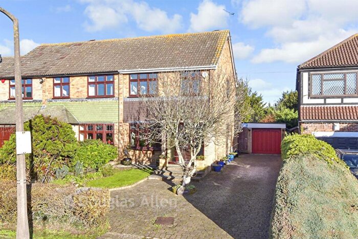 3 Bedroom Semi Detached House For Sale In Rayburn Road, Hornchurch, Essex, RM11