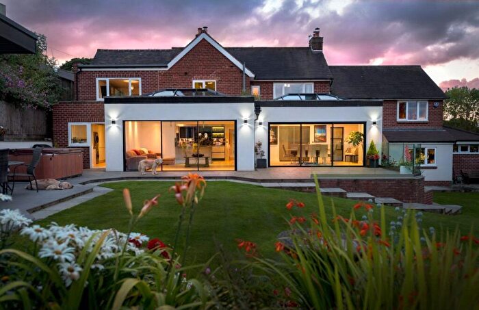 4 Bedroom Detached House For Sale In Tenbury Road, Clows Top, Kidderminster, Worcestershire, DY14