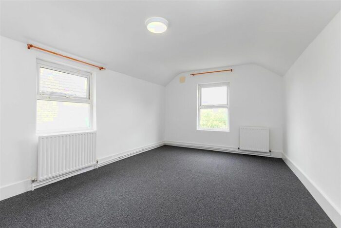 1 Bedroom Flat To Rent In Ringstead Road, Catford, London, SE6