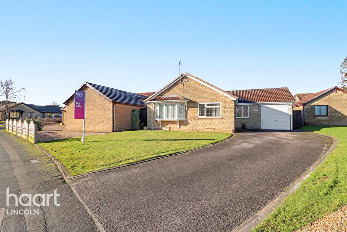 3 Bedroom Detached Bungalow For Sale In Larkspur Road, Lincoln, LN2