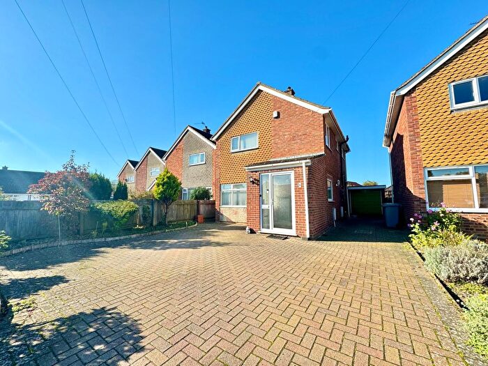 3 Bedroom Property To Rent In Brandon Close, Hellesdon, Norwich, NR6