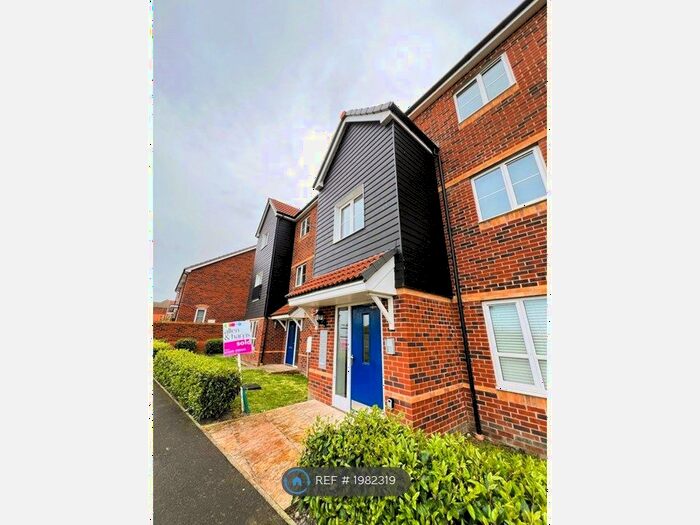 2 Bedroom Flat To Rent In Marigold Crescent, Harwell, Didcot, OX11