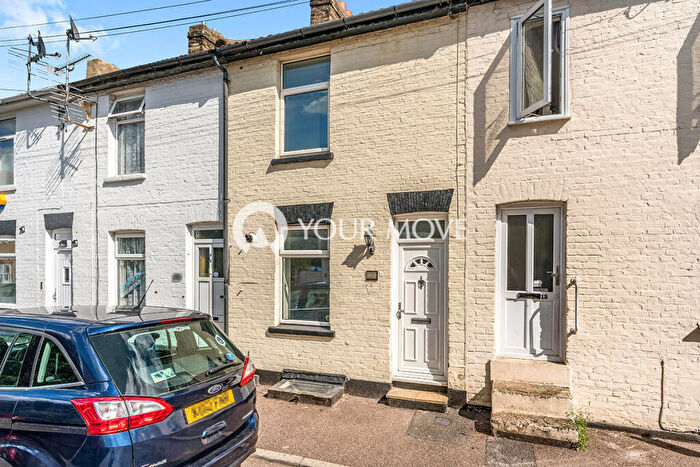 3 Bedroom Terraced House To Rent In Otway Street, Gillingham, Kent, ME7