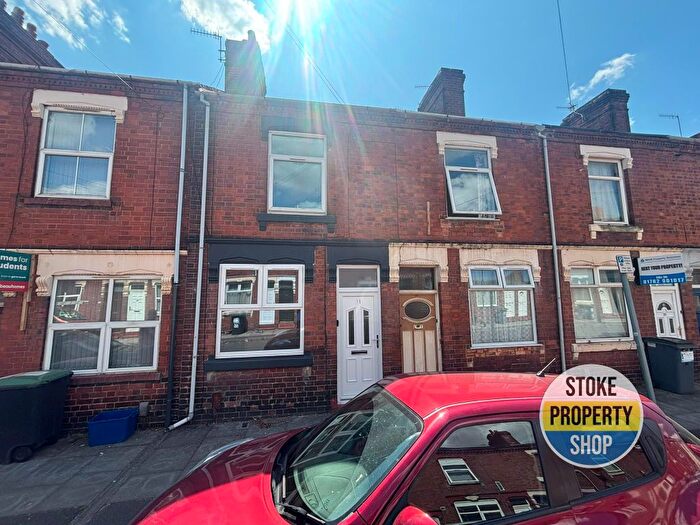 2 Bedroom Terraced House To Rent In Carlton Road, Stoke-On-Trent, ST4