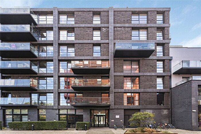 1 Bedroom Flat For Sale In Distillery Building, Hart Yard, London, E3