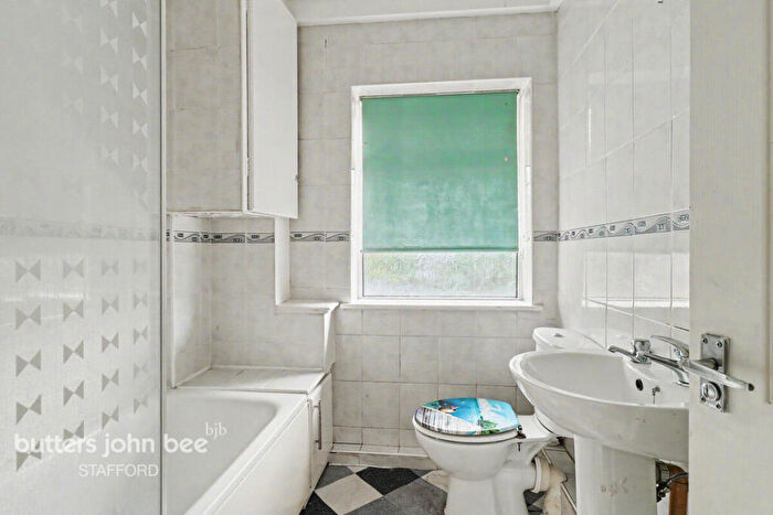 1 Bedroom Flat For Sale In Manor Rise, Stone, ST15