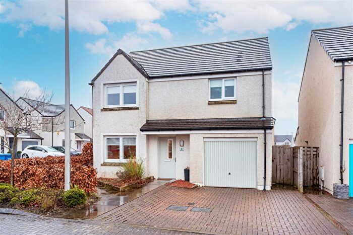 4 Bedroom Detached House For Sale In Sheil Lane, East Calder, Livingston, EH53