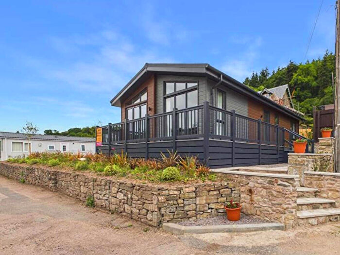 2 Bedroom Park Home For Sale In Ross-on-Wye, Herefordshire, HR9