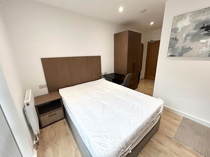 Studio To Rent In Park Road Studio Peterborough, PE1