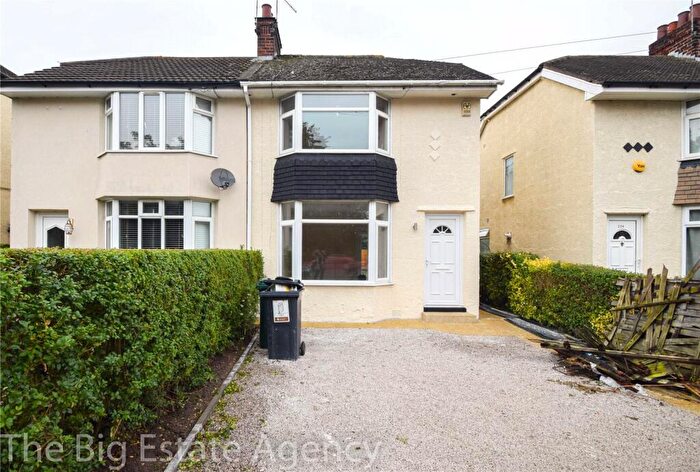 3 Bedroom Semi-Detached House To Rent In Sealand Road, Chester, CH1