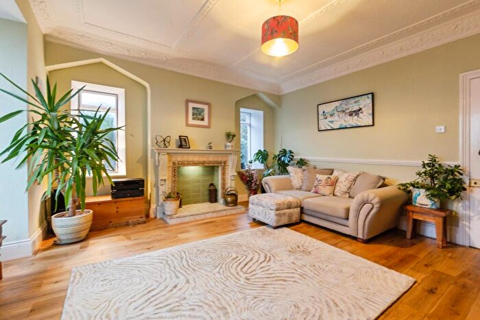 4 Bedroom Character Property For Sale In Burnopfield, Newcastle Upon Tyne, NE16