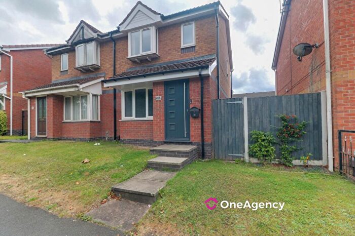 3 Bedroom Semi-Detached House For Sale In Leek New Road, Sneyd Green, Stoke-on-Trent, ST1