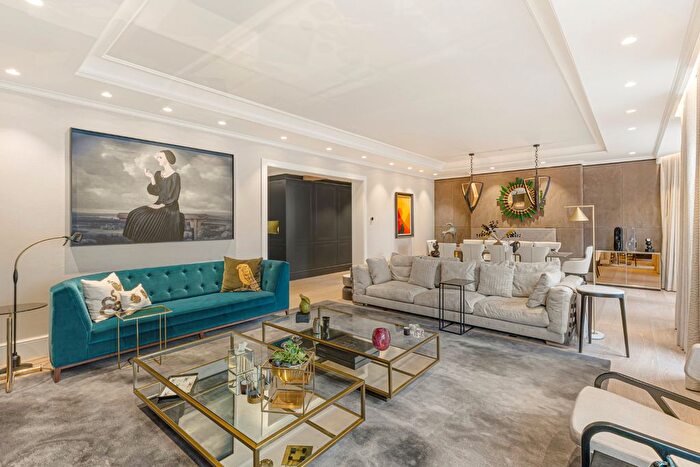 5 Bedroom Flat For Sale In The Manor, Davies Street, Mayfair, London, United Kingdom, Mayfair, W1K