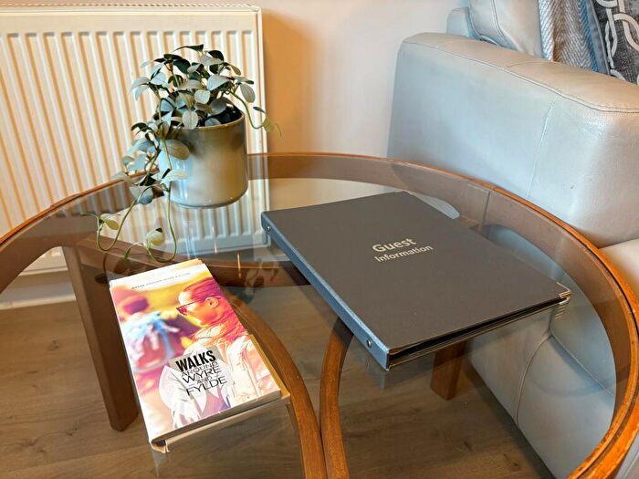 1 Bedroom House To Rent In Clifton Drive North, Lytham St Annes, FY8