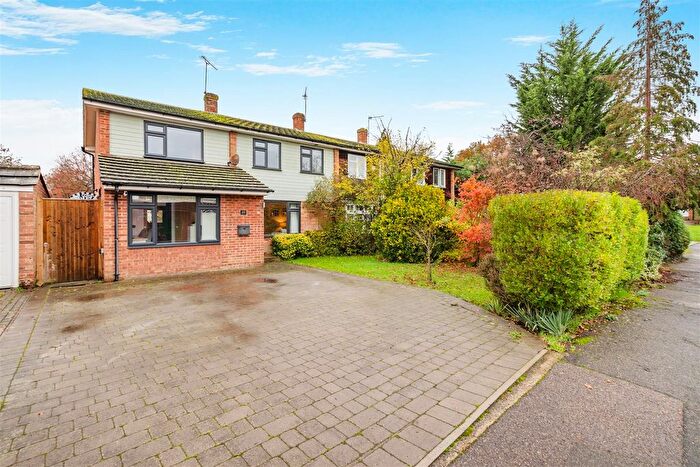 4 Bedroom Property For Sale In Bathurst Road, Staplehurst, Tonbridge, TN12