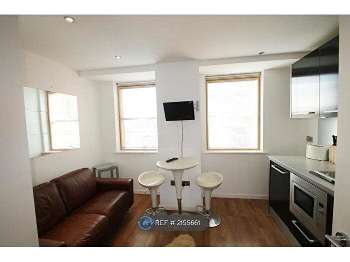 1 Bedroom Flat To Rent In Wellington Street, Leeds, LS1