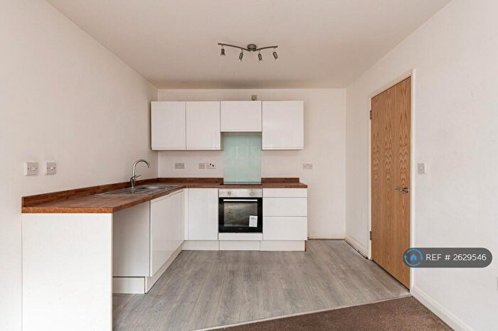 1 Bedroom Flat To Rent In Brook House, Chatham, ME4