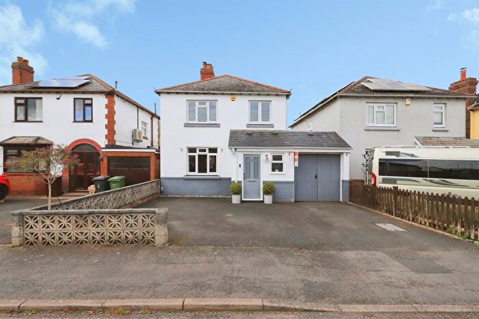 3 Bedroom Detached House For Sale In Highfield Road, Kidderminster, DY10