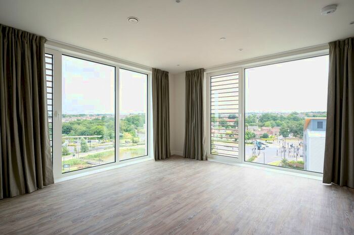 3 Bedroom Flat To Rent In The Kell, Gillingham Gate Road, Gillingham, ME4