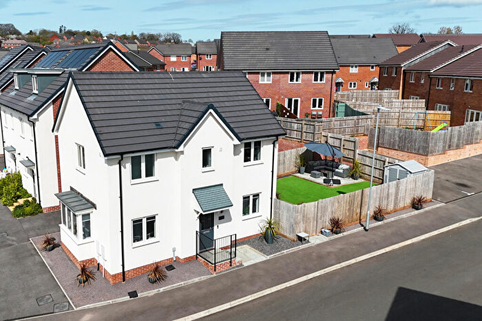 3 Bedroom Detached House For Sale In Saffron Rise, Lydney, GL15