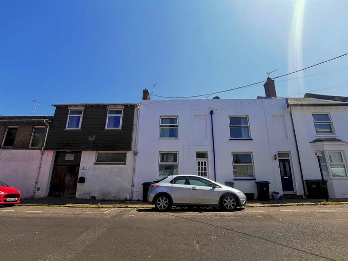 4 Bedroom Terraced House To Rent In Milton Road, Brighton, BN2