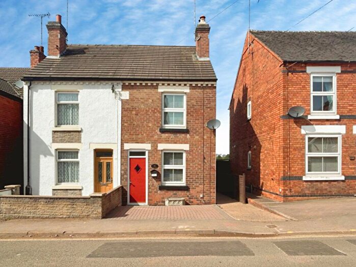 2 Bedroom Semi Detached House For Sale In Linton Road, Castle Gresley, Swadlincote, Derbyshire, DE11