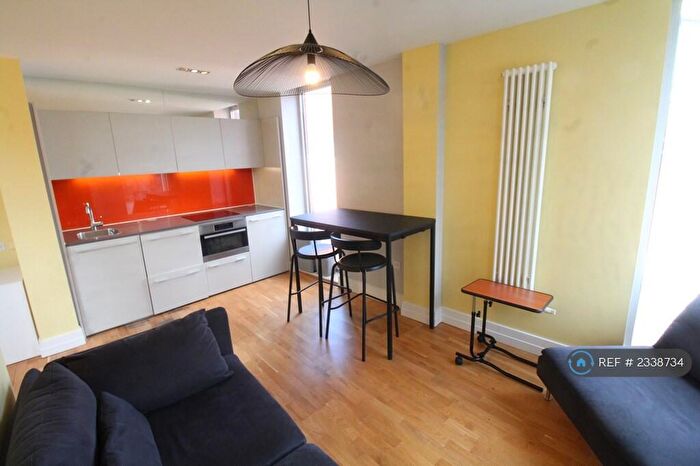 2 Bedroom Flat To Rent In The Bar, Leicester, LE1