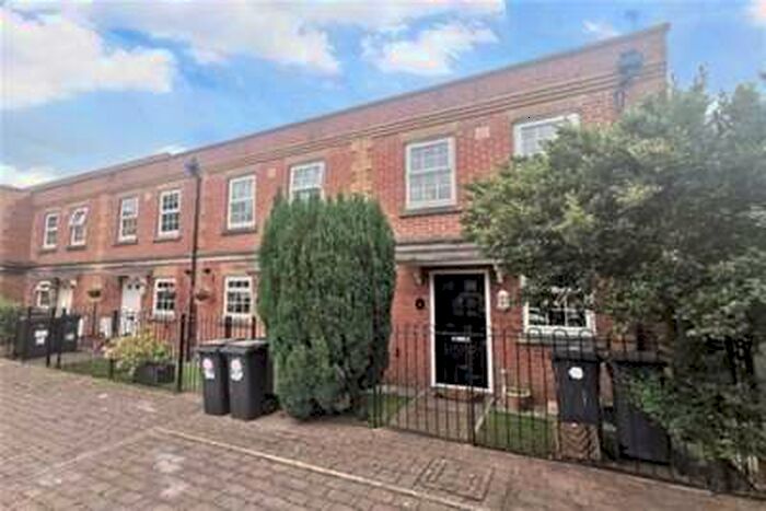 2 Bedroom House To Rent In St Georges Drive, Wallisdown, BH11