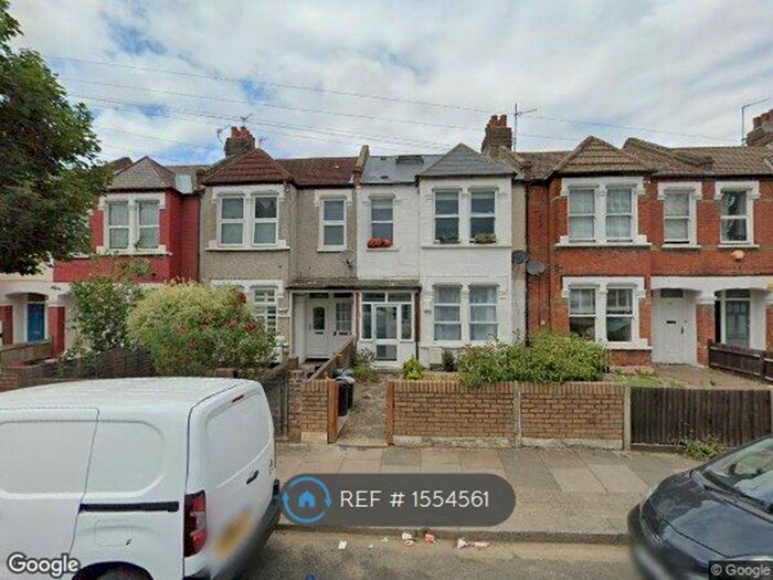 2 Bedroom Maisonette To Rent In Mellison Road, London, SW17