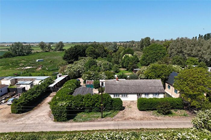 3 Bedroom Bungalow For Sale In Sedge Fen, Brandon, Suffolk, IP27